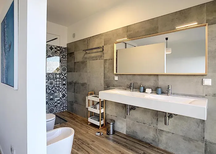 Calhau By Lovelystay Hébergement de vacances