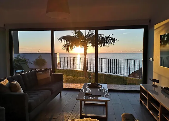 Calhau By Lovelystay Hébergement de vacances *